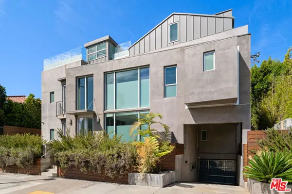 2009 Montana Avenue, Santa Monica, CA 90403