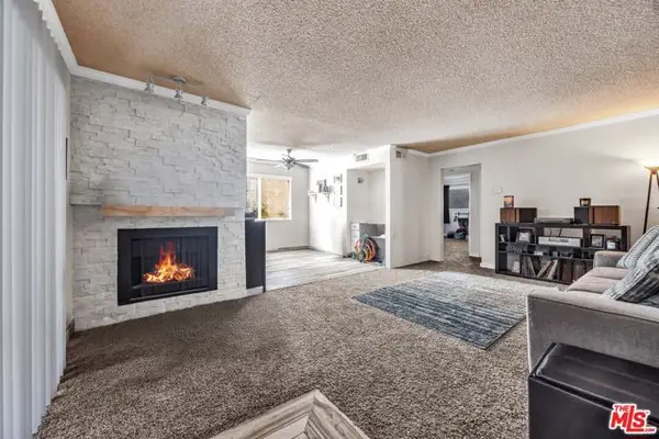 12940 Riverside Drive #108, Sherman Oaks, CA 91423