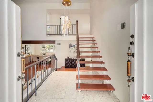 2332 N Justin Avenue, Simi Valley, CA 93065 - Image #3