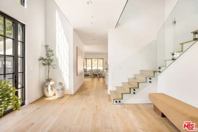 16815 Shileno Place, Encino, CA 91436 - Image #3