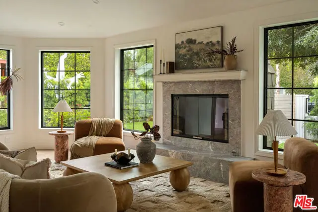 851 Dickson Street, Marina Del Rey, CA 90292 - Image #2