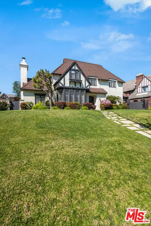 157 N Las Palmas Avenue, Los Angeles, CA 90004 - Image #3