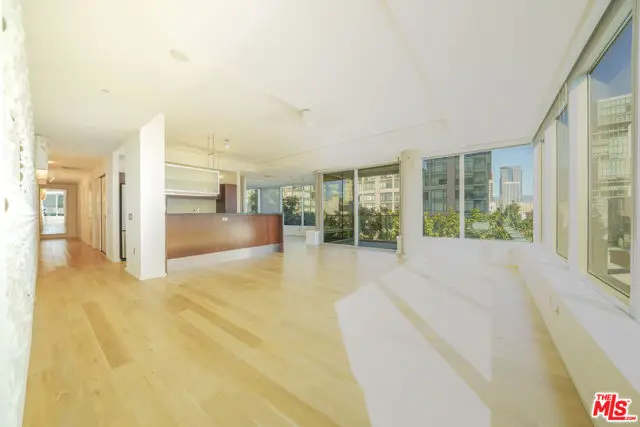 1155 S Grand Avenue #817, Los Angeles, CA 90015 - Image #1