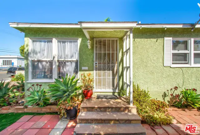 1118 Marlborough Avenue, Inglewood, CA 90302 - Image #2
