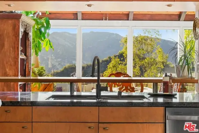 2158 Topanga Skyline Drive, Topanga, CA 90290 - Image #3