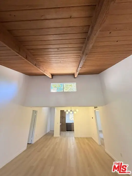 18350 Hatteras Street #256, Tarzana, CA 91356 - Image #3