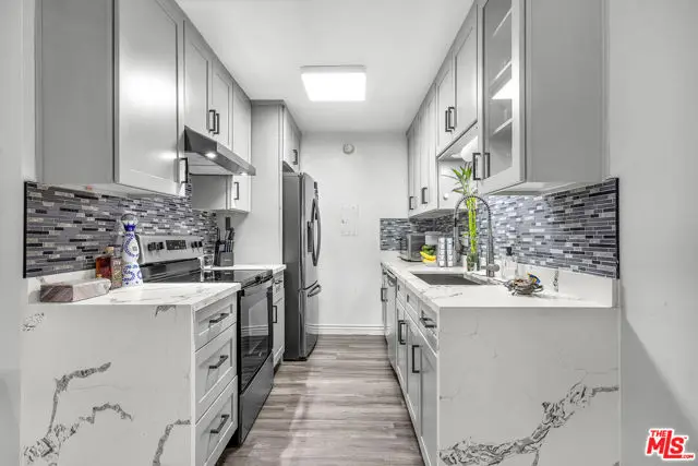 5460 White Oak Avenue #D309, Encino, CA 91316 - Image #2