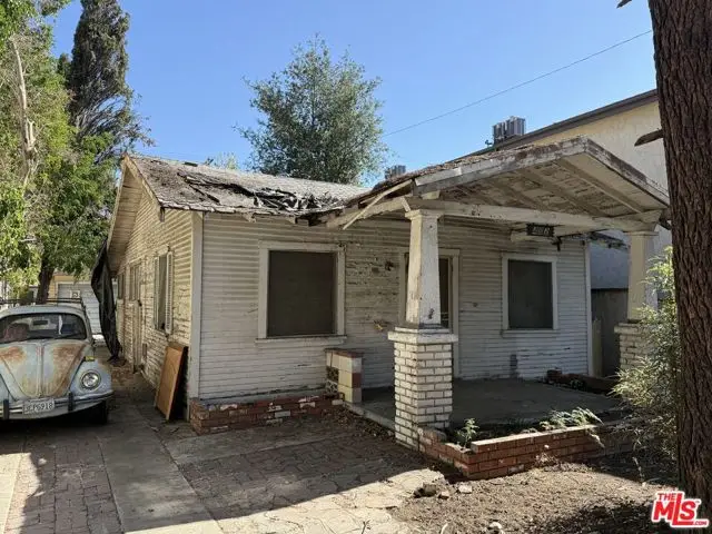 482 E Santa Anita Avenue, Burbank, CA 91501 - Image #2