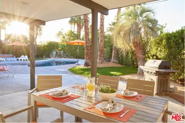 2291 E Calle Papagayo, Palm Springs, CA 92262 - Image #2