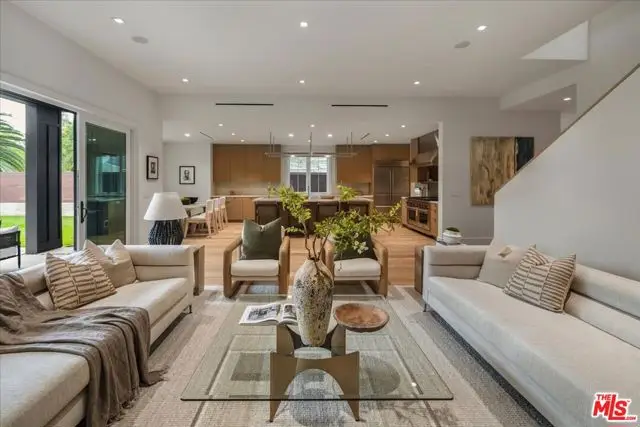 541 S Westgate Avenue, Los Angeles, CA 90049 - Image #3