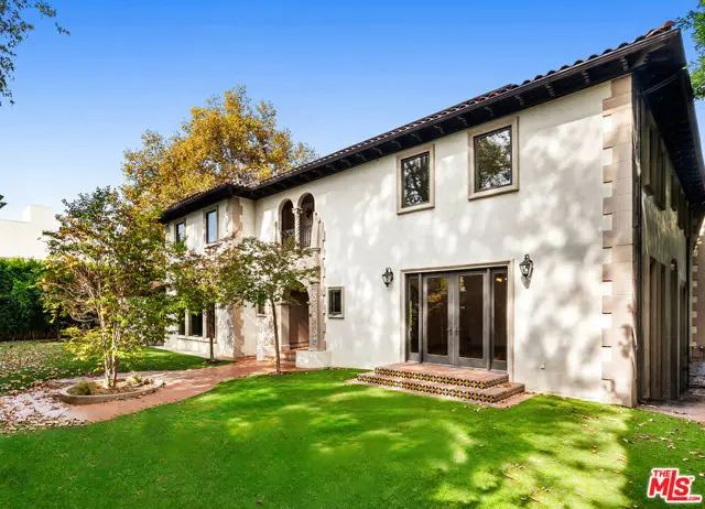 11159 La Maida Street, North Hollywood, CA 91601 - Image #1