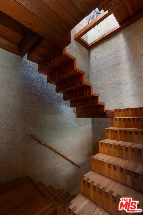 715 Brooktree Road, Los Angeles, CA 90272 - Image #3