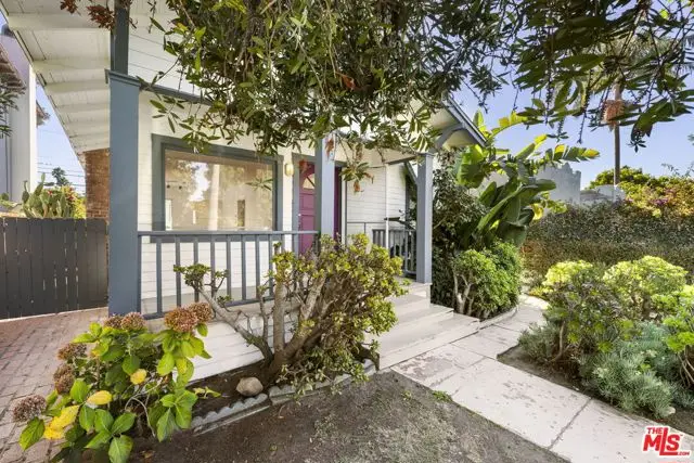 852 Venezia Avenue, Venice, CA 90291 - Image #2