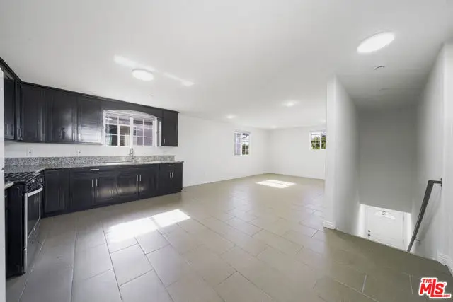 10952 Wilmington Avenue, Los Angeles, CA 90059 - Image #2