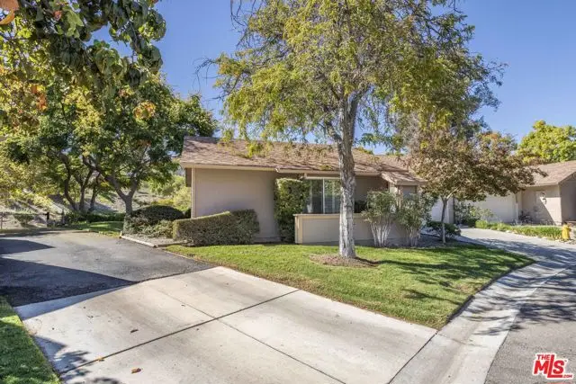 26127 Rainbow Glen Drive, Santa Clarita, CA 91321 - Image #3