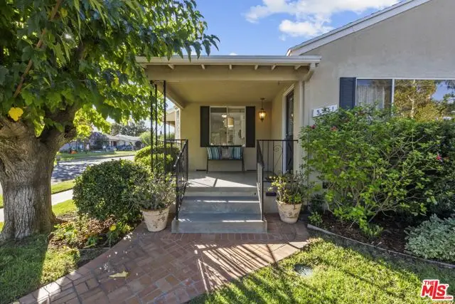 5231 Whitaker Avenue, Encino, CA 91436 - Image #3