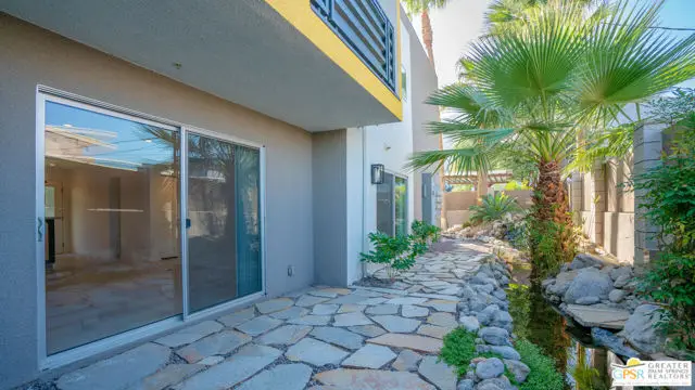 588 E San Lorenzo Road #104, Palm Springs, CA 92264 - Image #1