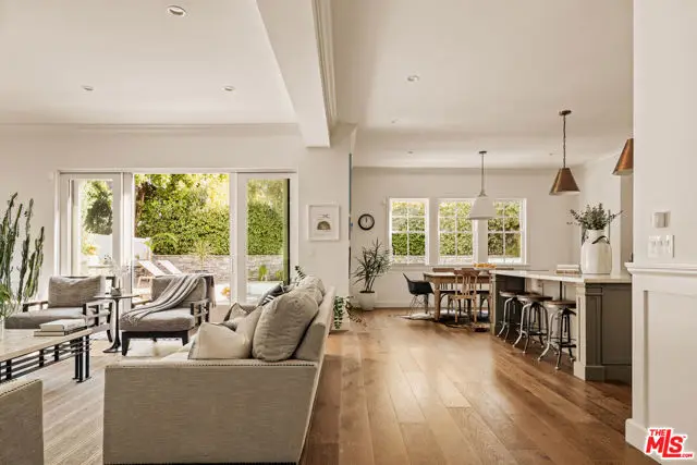 7324 Westlawn Avenue, Los Angeles, CA 90045 - Image #3