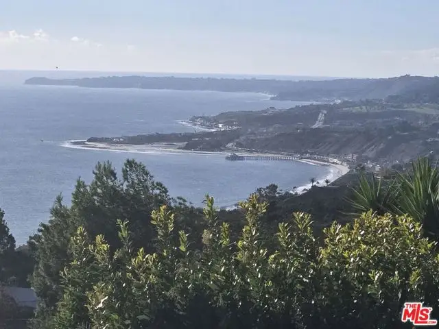 20776 Big Rock Drive, Malibu, CA 90265 - Image #1