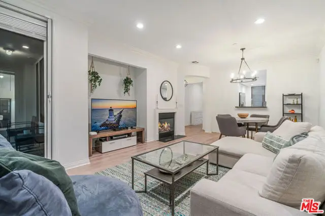 5625 Crescent Park #126, Los Angeles, CA 90094 - Image #1