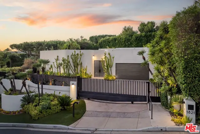 1821 Loma Vista Drive, Beverly Hills, CA 90210 - Image #2