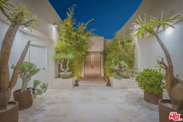 1821 Loma Vista Drive, Beverly Hills, CA 90210 - Image #3