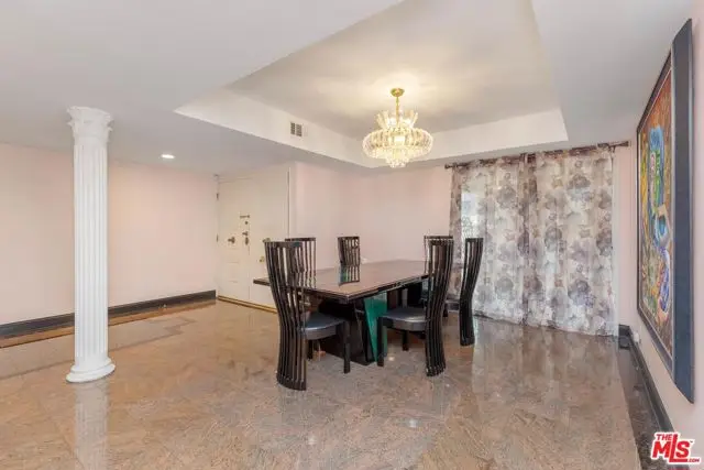 11453 Dona Dorotea Drive, Studio City, CA 91604 - Image #2