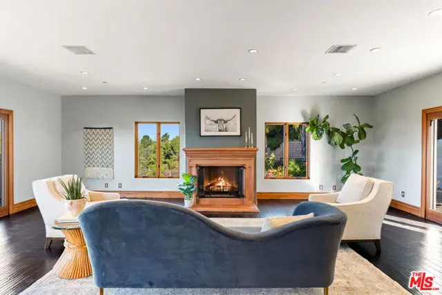 24410 Mulholland Highway, Calabasas, CA 91302 - Image #2