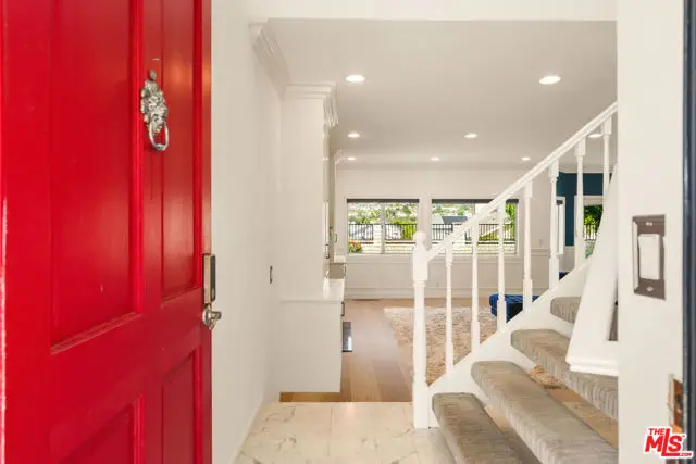 22825 Aspen Court, Santa Clarita, CA 91390 - Image #3