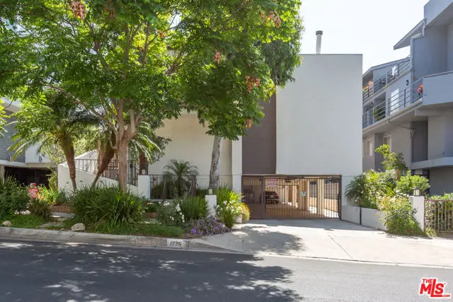 1226 N Kings Road #4, West Hollywood, CA 90069 - Image #2
