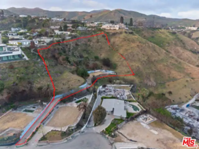 16613 Pequeno Place, Pacific Palisades, CA 90272 - Image #2