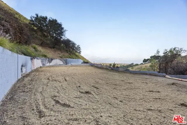 16613 Pequeno Place, Pacific Palisades, CA 90272 - Image #3