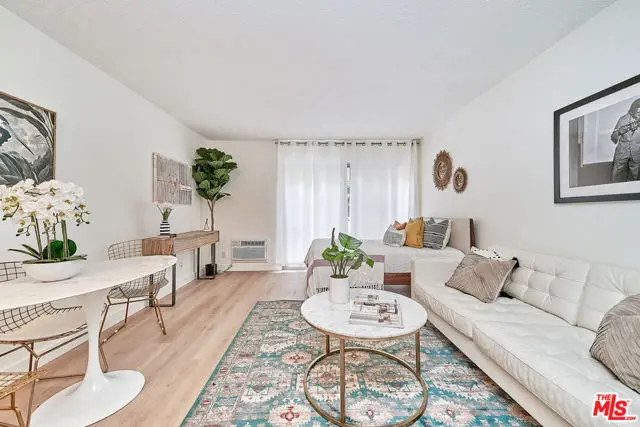 320 S Ardmore Avenue #120, Los Angeles, CA 90020 - Image #1