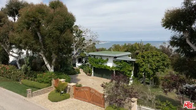 26799 Sea Vista Drive, Malibu, CA 90265 - Image #1