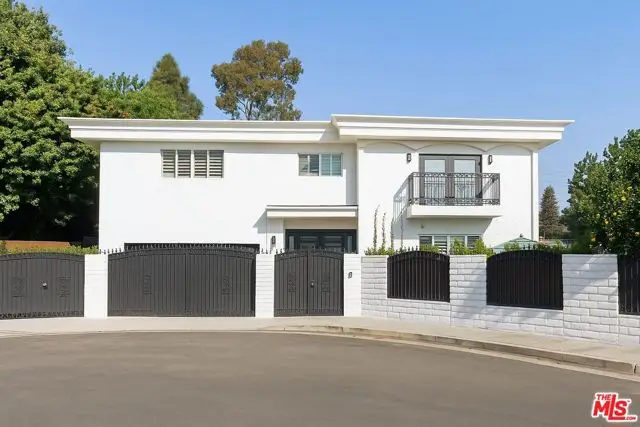 2744 S Bentley Avenue, Los Angeles, CA 90064 - Image #1
