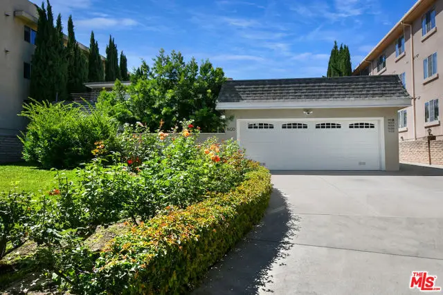 14128 Dickens Street, Sherman Oaks, CA 91423 - Image #2