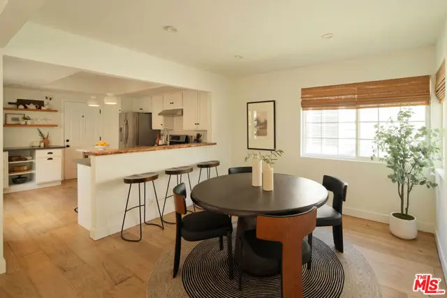 215 Portland Avenue, Huntington Beach, CA 92648 - Image #3