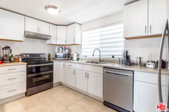 28390 Rey De Copas Lane, Malibu, CA 90265 - Image #3