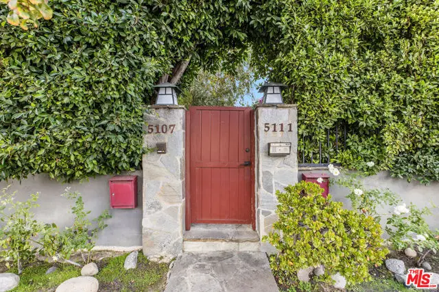5107 Colfax Avenue, Valley Village, CA 91601 - Image #2