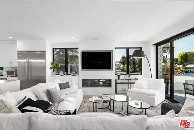 1703 Plaza Del Sur #2, Newport Beach, CA 92661 - Image #3