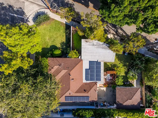 11332 Chenault Street, Los Angeles, CA 90049 - Image #2