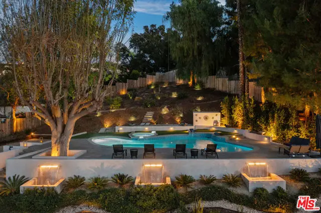 4430 Natoma Avenue, Woodland Hills, CA 91364 - Image #1