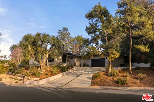 4430 Natoma Avenue, Woodland Hills, CA 91364 - Image #2