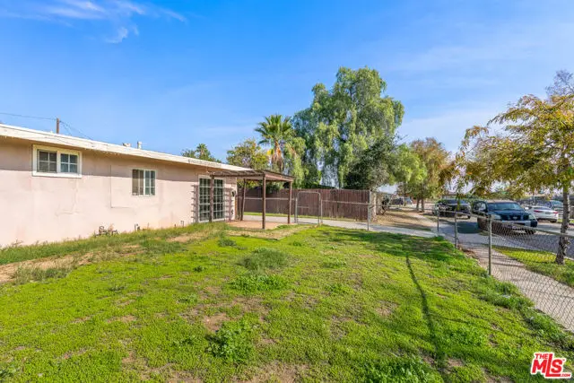 2218 Broadway Avenue, San Bernardino, CA 92410 - Image #2