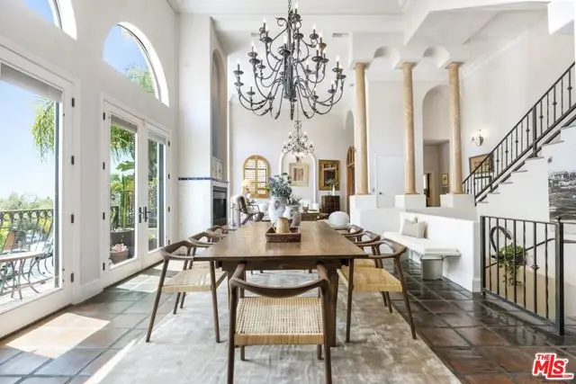 6383 Quebec Drive, Los Angeles, CA 90068 - Image #2