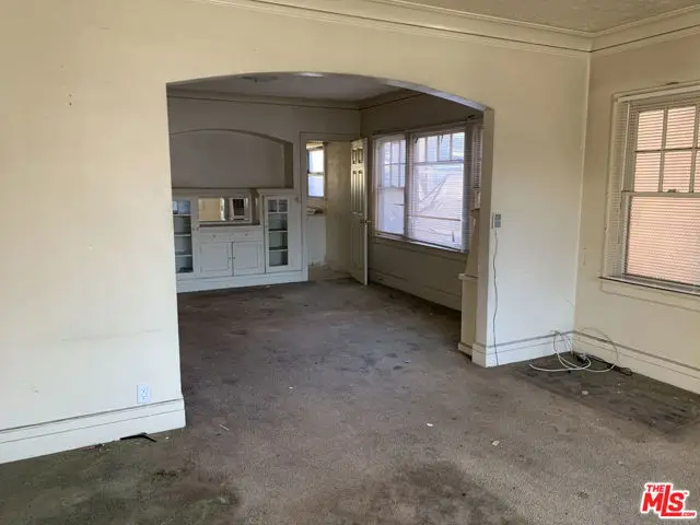 4260 S Figueroa Street, Los Angeles, CA 90037 - #3