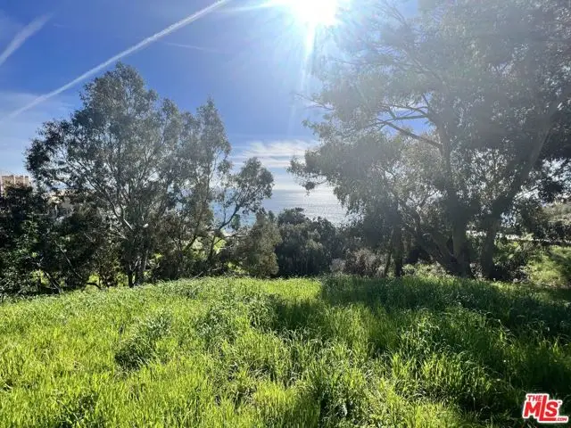 21500 Rambla Vista, Malibu, CA 90265 - Image #2