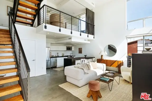 333 S Wilton Place #2, Los Angeles, CA 90020 - Image #3