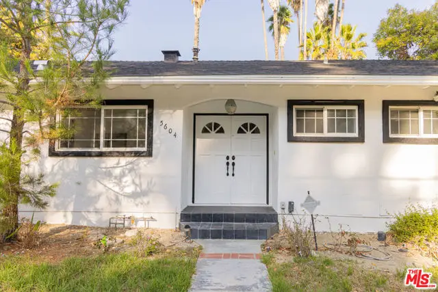 5604 Valley Circle Boulevard, Woodland Hills, CA 91367 - Image #2