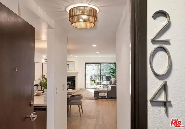 1633 S Bentley Avenue #204, Los Angeles, CA 90025 - Image #3